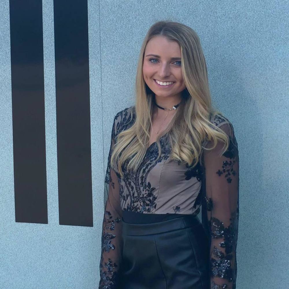 Meet your Posher, Victoria
